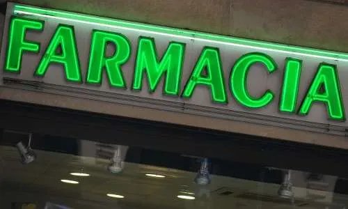 ¿Por qué no hay siempre una farmacia de guardia en Paracuellos?